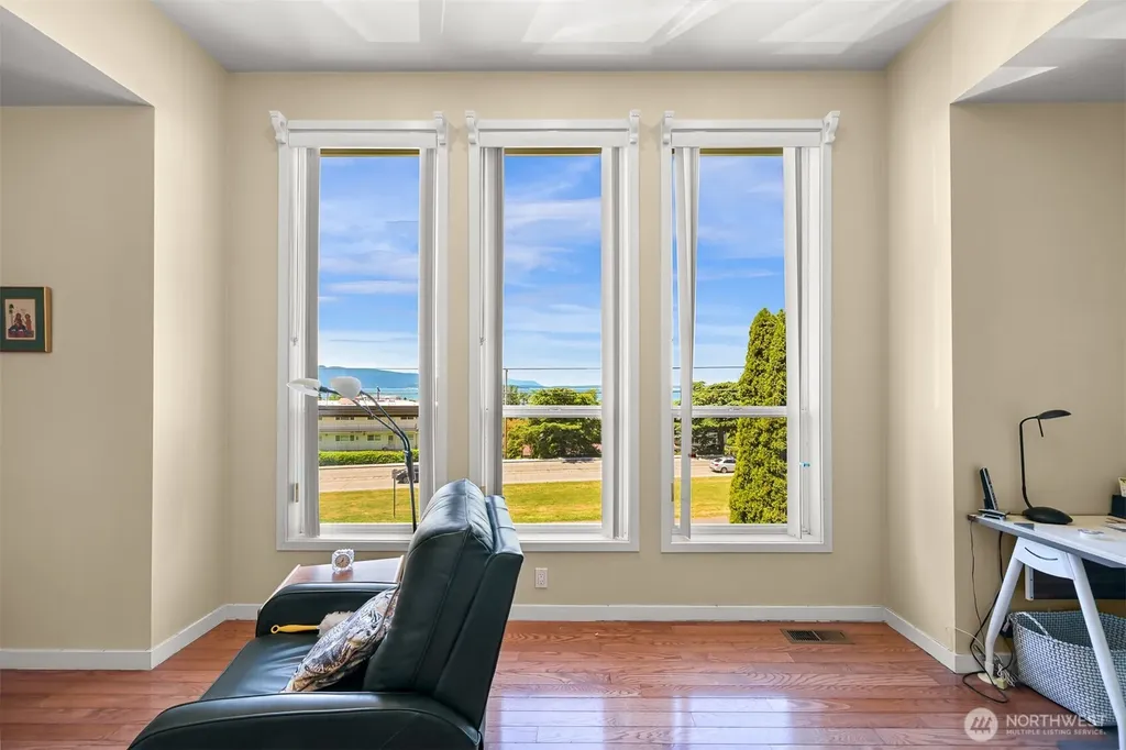 1005 11th Street Bellingham WA 98225