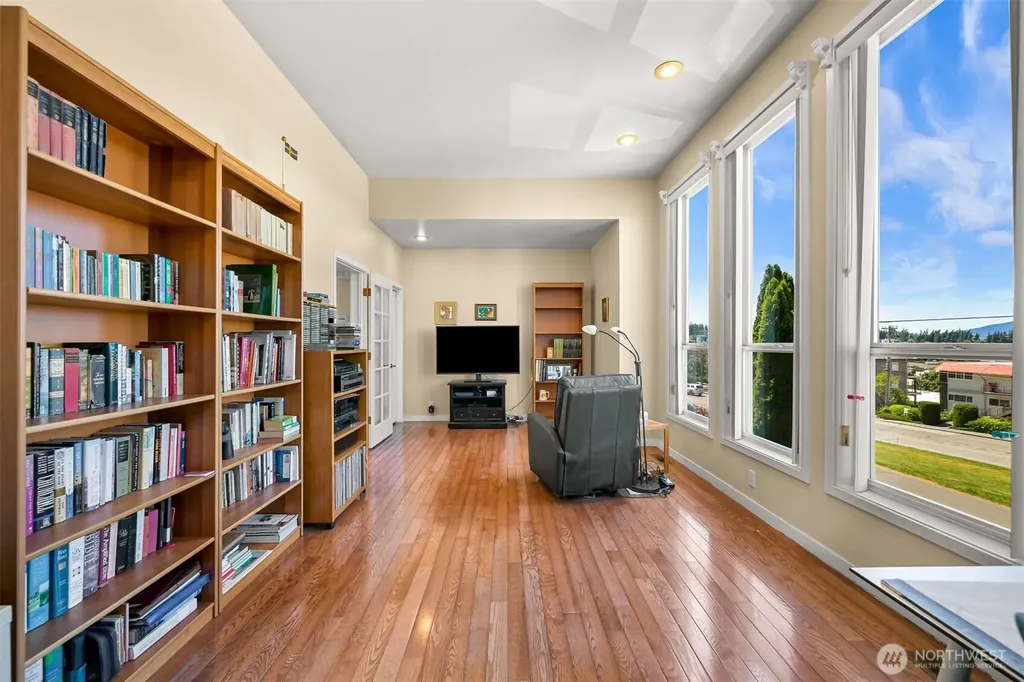 1005 11th Street Bellingham WA 98225