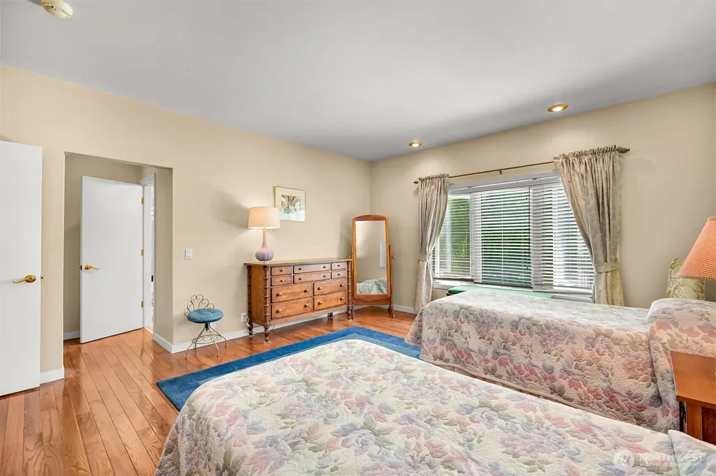 1005 11th Street Bellingham WA 98225