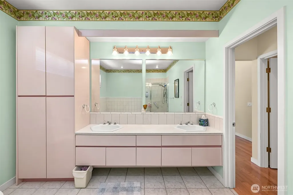 1005 11th Street Bellingham WA 98225