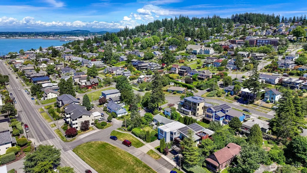 1005 11th Street Bellingham WA 98225