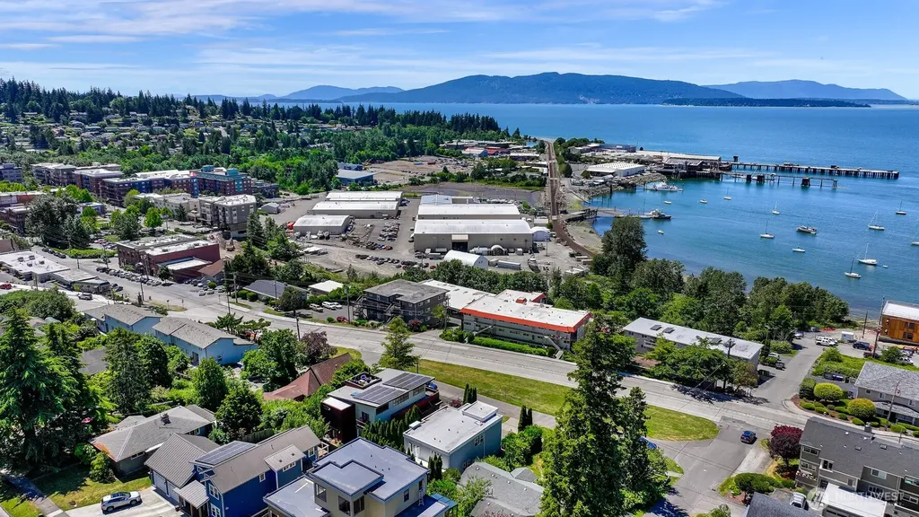 1005 11th Street Bellingham WA 98225
