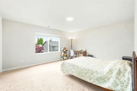 14926 18th Ave W Lynnwood WA 98087