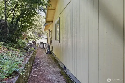 527 Ranger Drive SE Olympia WA 98503
