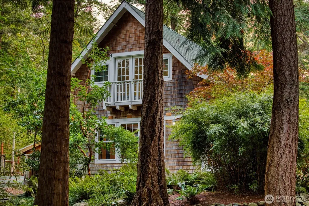 7683 Hideaway Lane Anacortes WA 98221