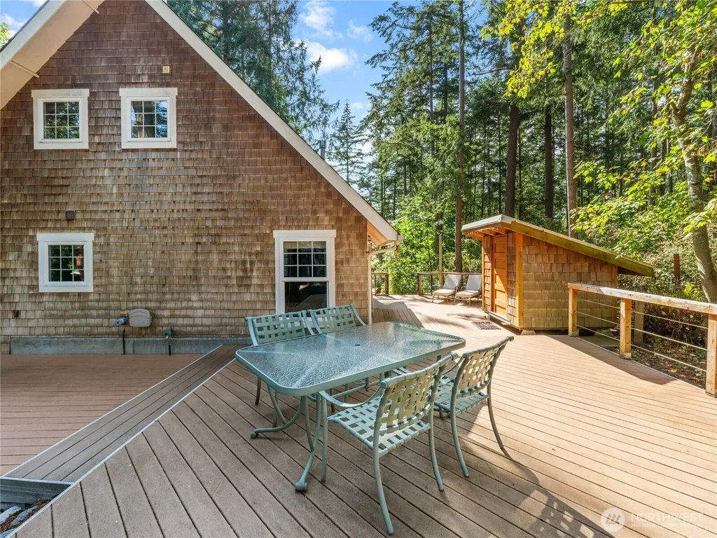 7683 Hideaway Lane Anacortes WA 98221