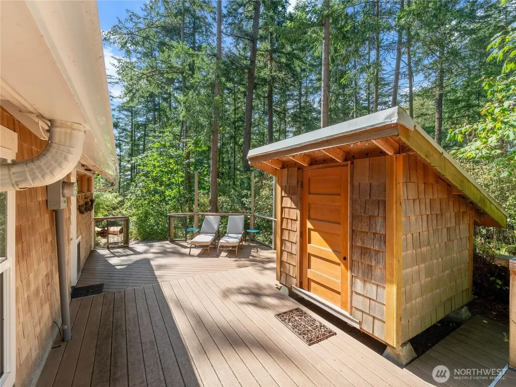 7683 Hideaway Lane Anacortes WA 98221
