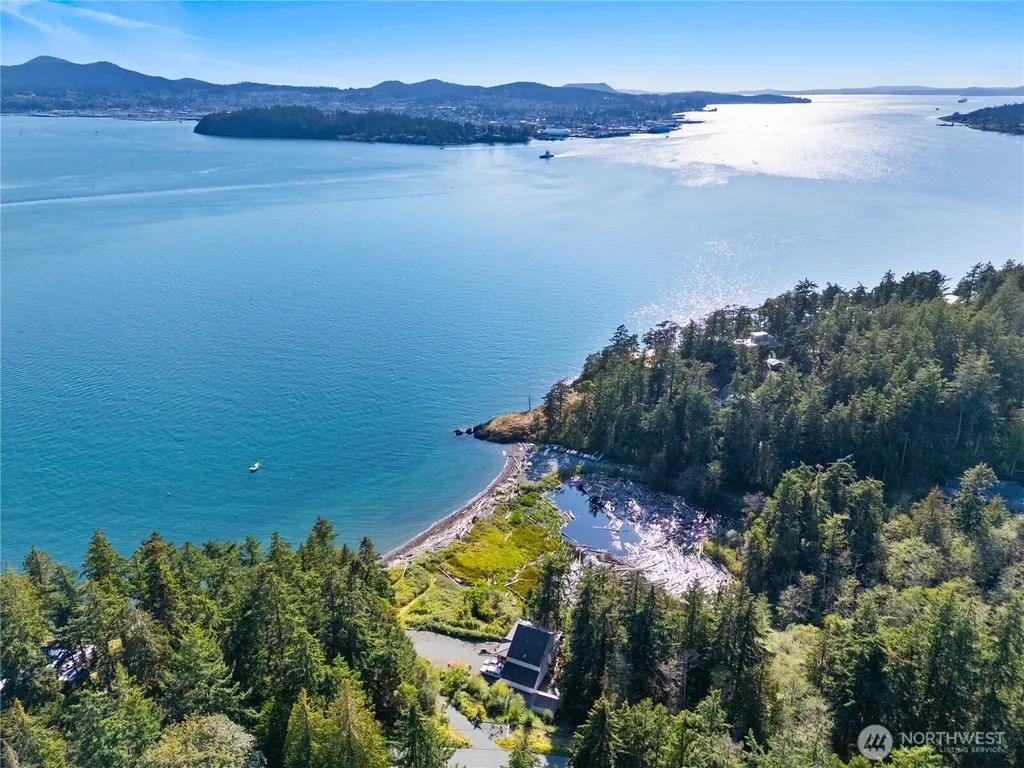 7683 Hideaway Lane Anacortes WA 98221