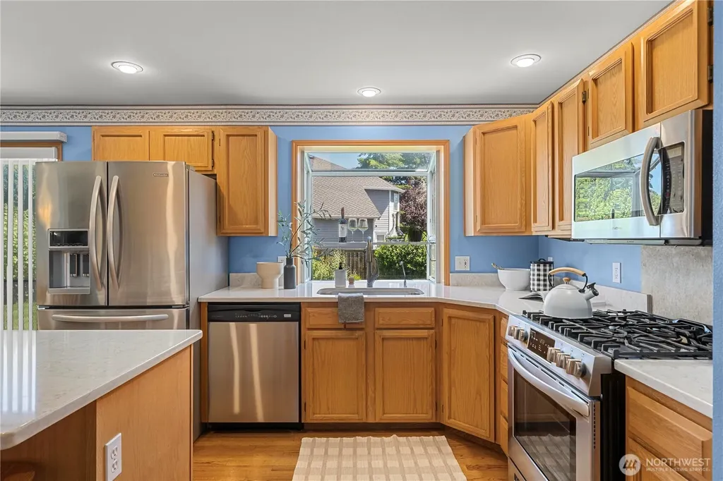 34656 10th Pl SW Federal Way WA 98023