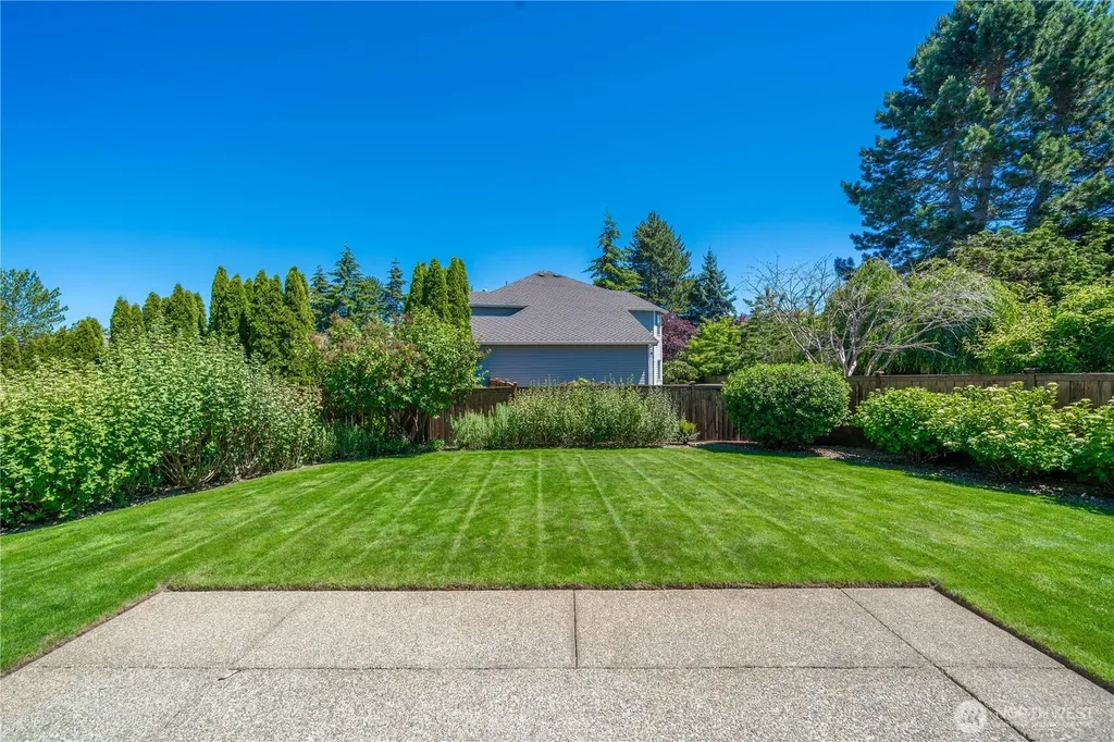 34656 10th Pl SW Federal Way WA 98023
