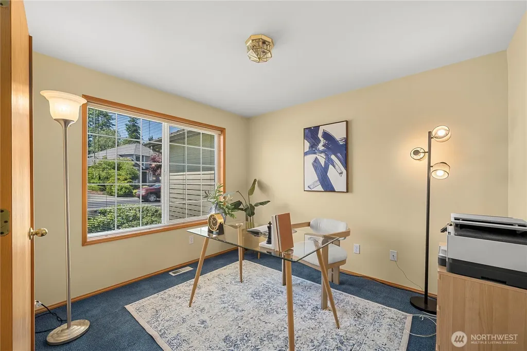 34656 10th Pl SW Federal Way WA 98023