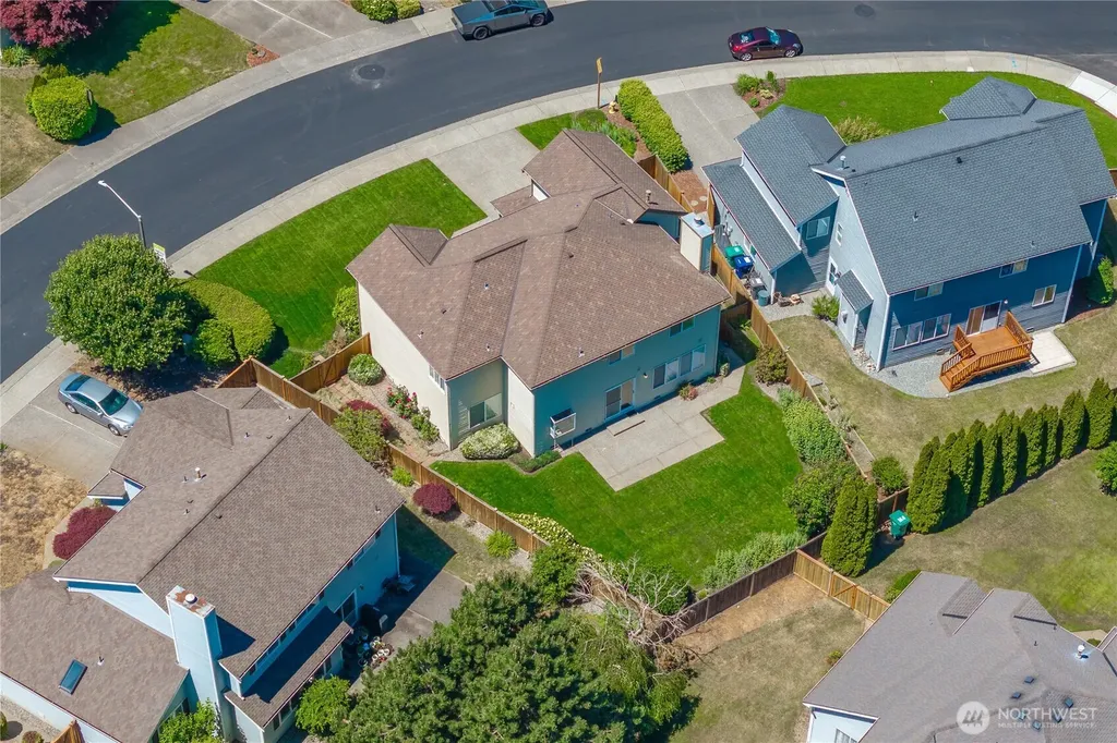 34656 10th Pl SW Federal Way WA 98023