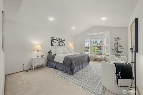 34656 10th Pl SW Federal Way WA 98023