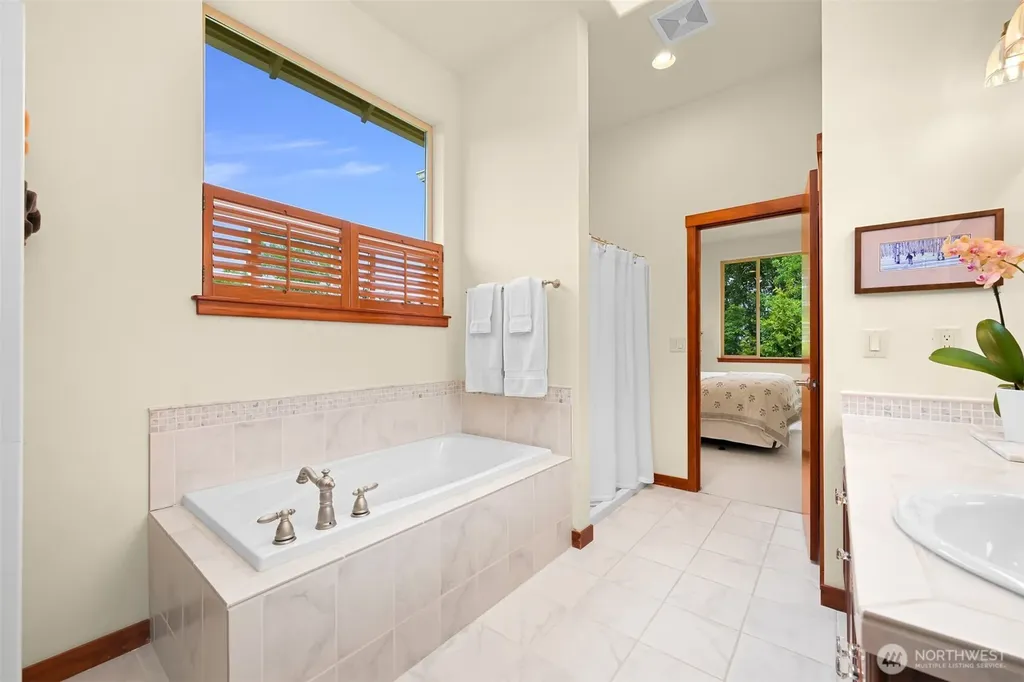 1910 40th Street Bellingham WA 98229
