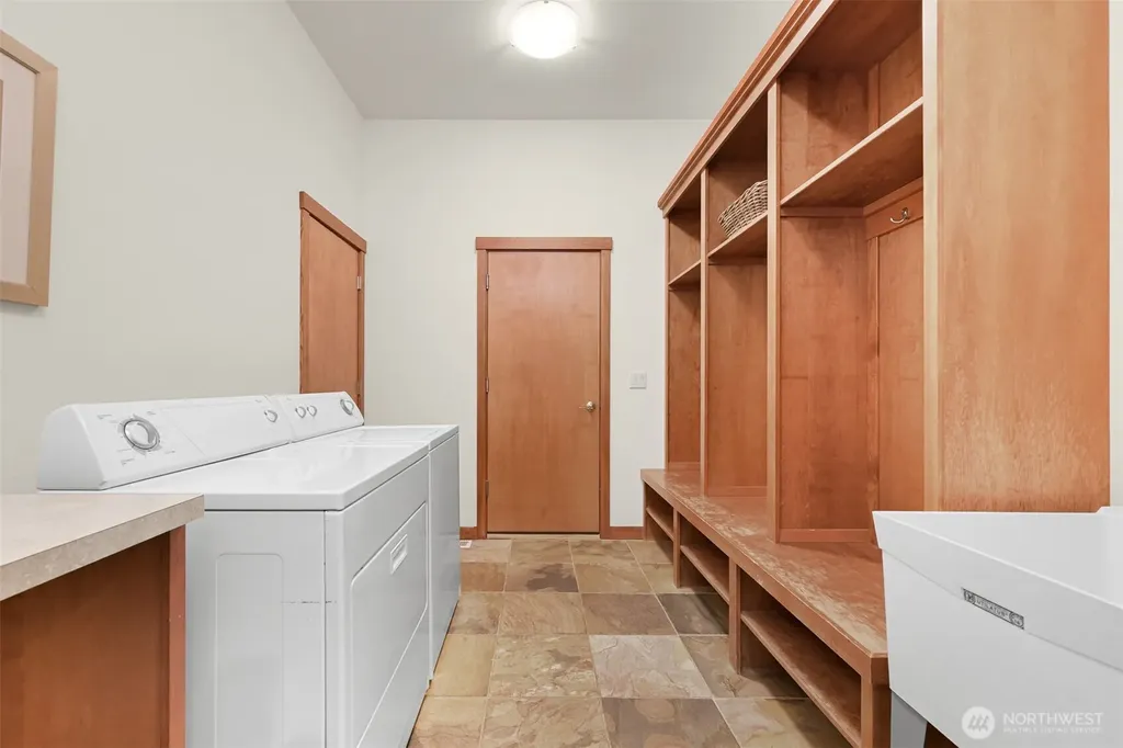 1910 40th Street Bellingham WA 98229