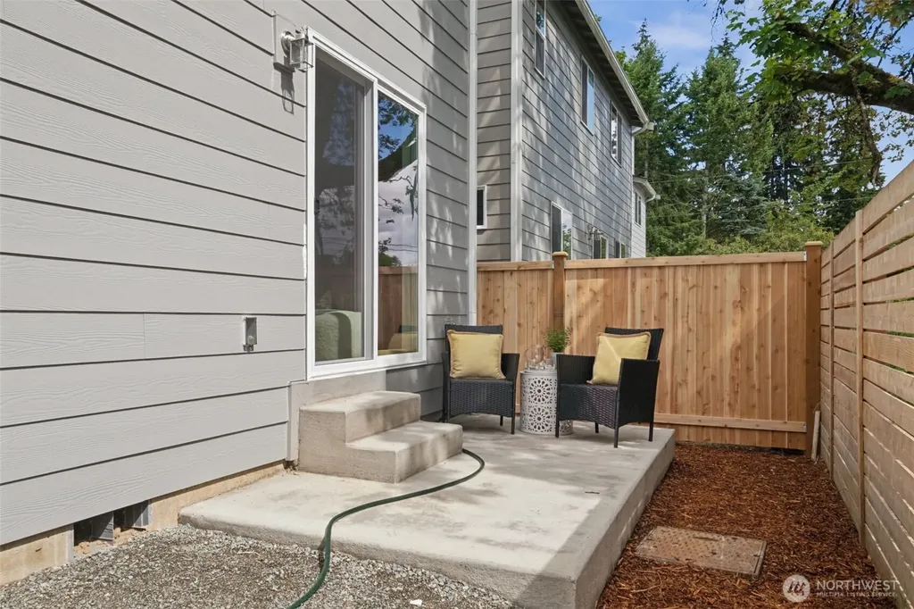 24418 111th Avenue SE Kent WA 98030