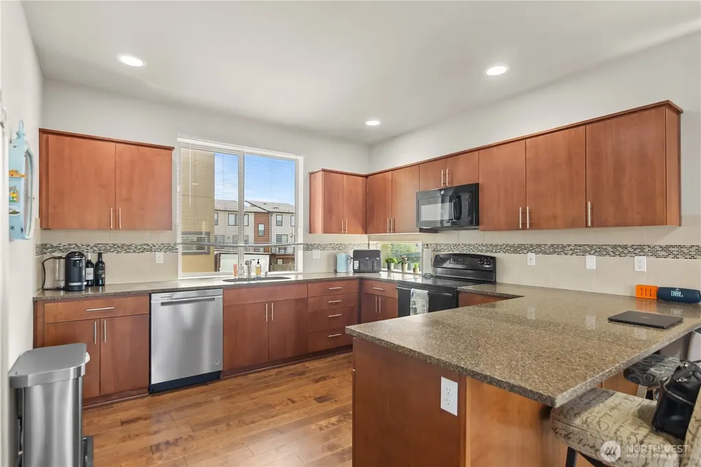 314 Bremerton Avenue NE Renton WA 98059