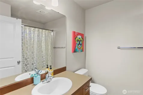 314 Bremerton Avenue NE Renton WA 98059