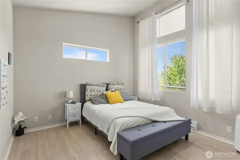 314 Bremerton Avenue NE Renton WA 98059