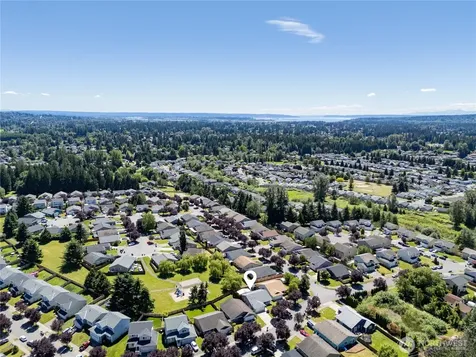 6326 107th Place NE Marysville WA 98270