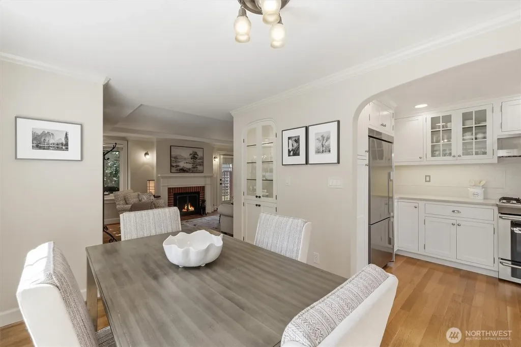 5937 37th Avenue SW Seattle WA 98126