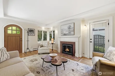 5937 37th Avenue SW Seattle WA 98126