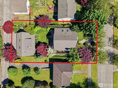 5937 37th Avenue SW Seattle WA 98126