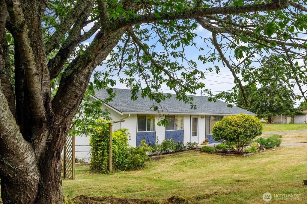 975 Ferry Avenue Coupeville WA 98239