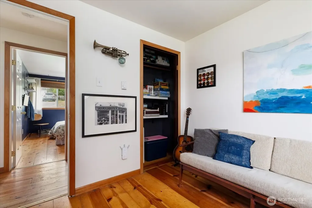 975 Ferry Avenue Coupeville WA 98239