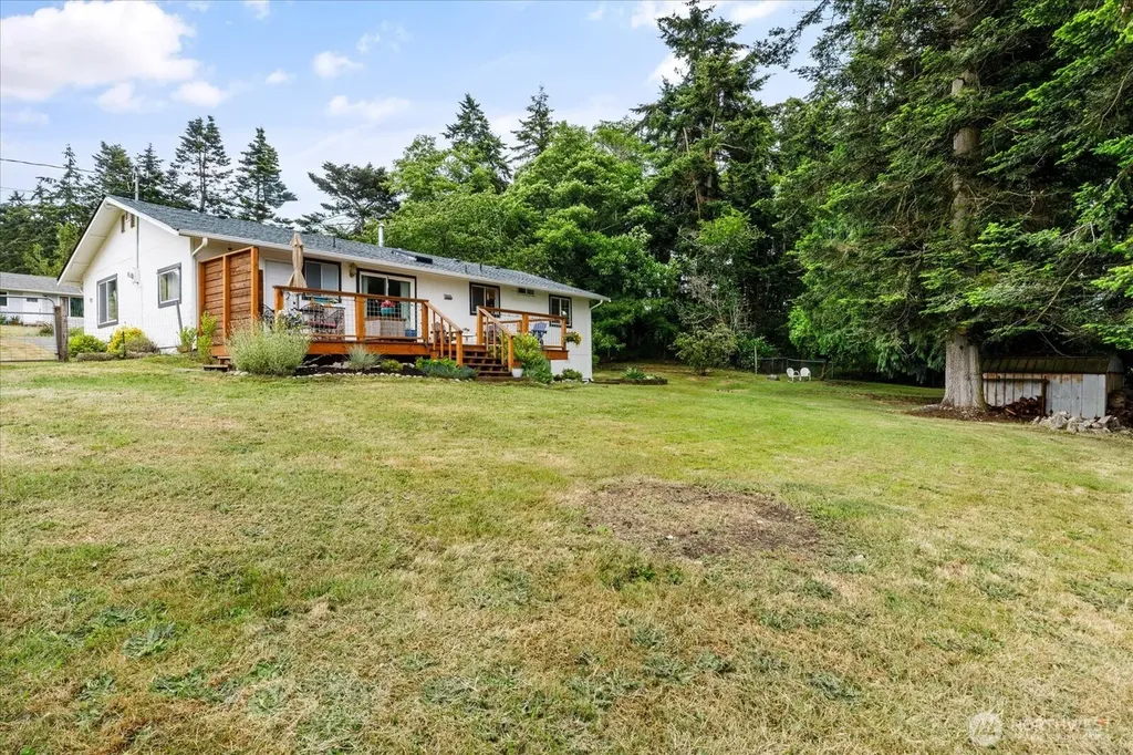 975 Ferry Avenue Coupeville WA 98239