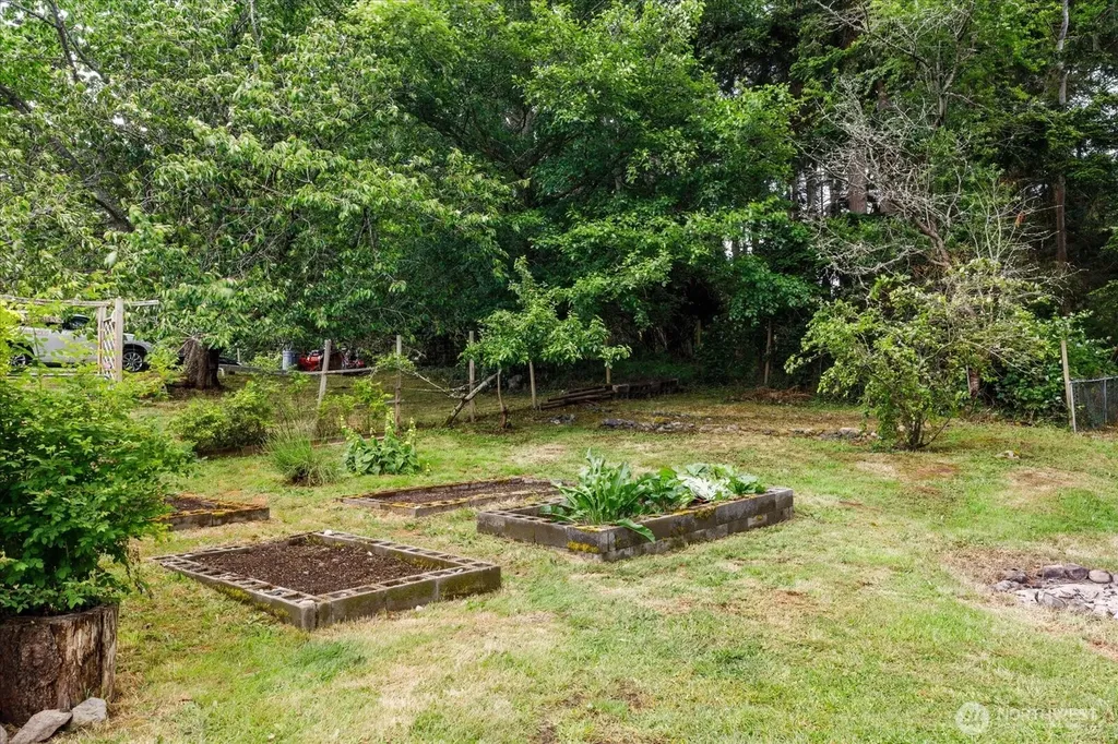 975 Ferry Avenue Coupeville WA 98239