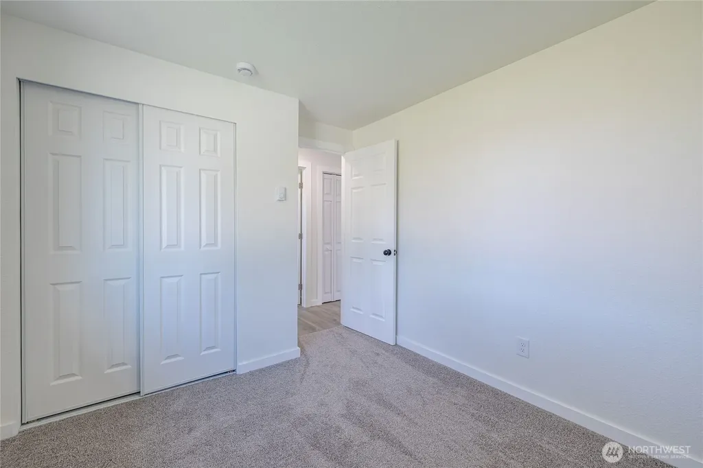 1005 E 63rd Street Tacoma WA 98404