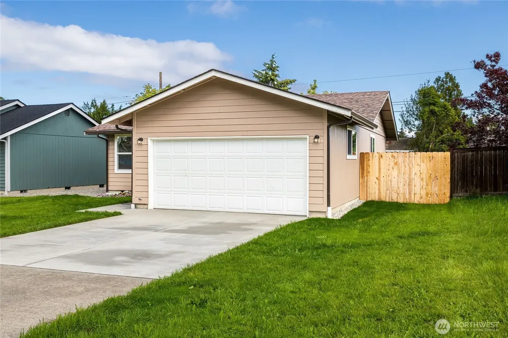 1005 E 63rd Street Tacoma WA 98404