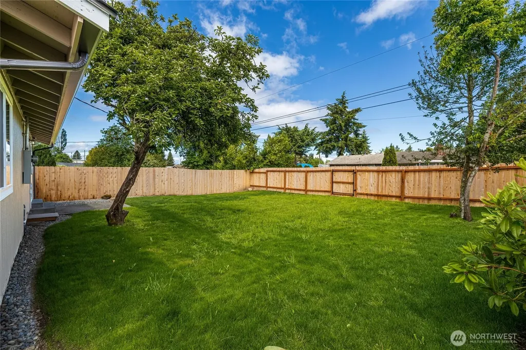 1005 E 63rd Street Tacoma WA 98404
