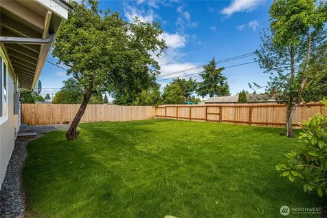 1005 E 63rd Street Tacoma WA 98404