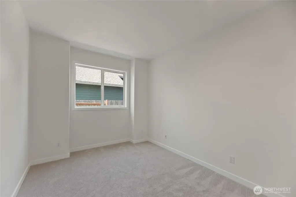 765 Vashon Avenue NE Renton WA 98059