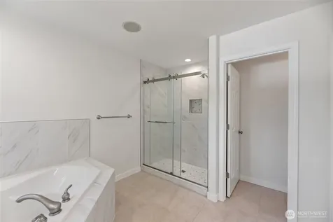 765 Vashon Avenue NE Renton WA 98059