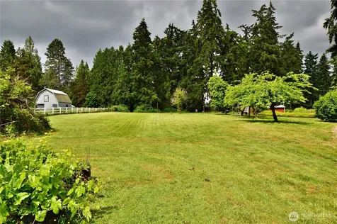 114 114th Edgewood WA 98372