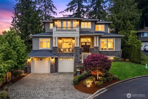 10223 NE 22nd Place Bellevue WA 98004