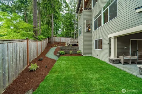 10223 NE 22nd Place Bellevue WA 98004