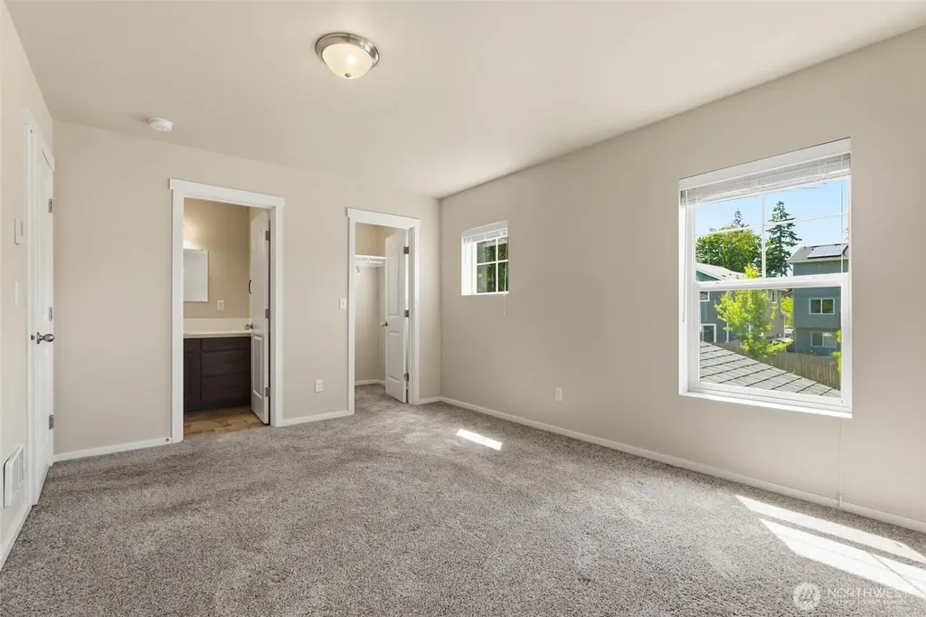 714 SE Olga Circle Port Orchard WA 98366
