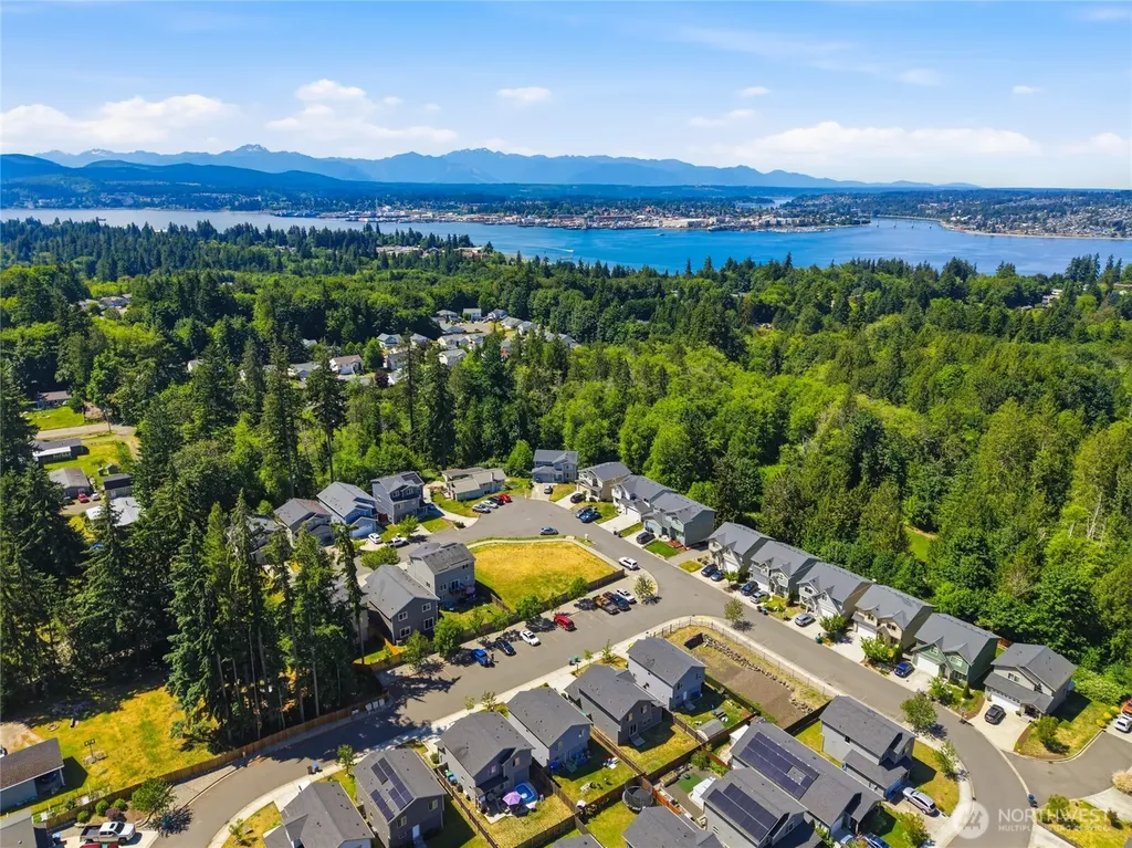 714 SE Olga Circle Port Orchard WA 98366