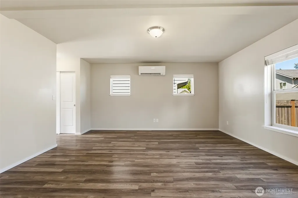 714 SE Olga Circle Port Orchard WA 98366