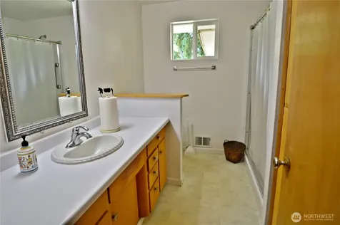 3218 114th Avenue E Edgewood WA 98372