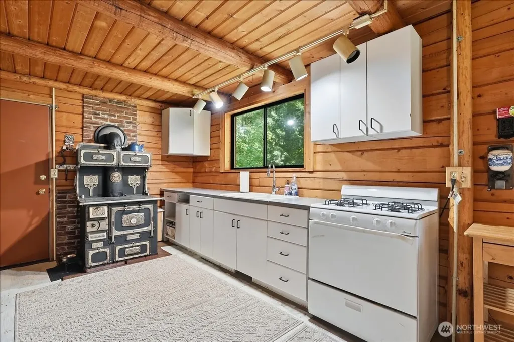 18007 Entiat River Road Entiat WA 98822