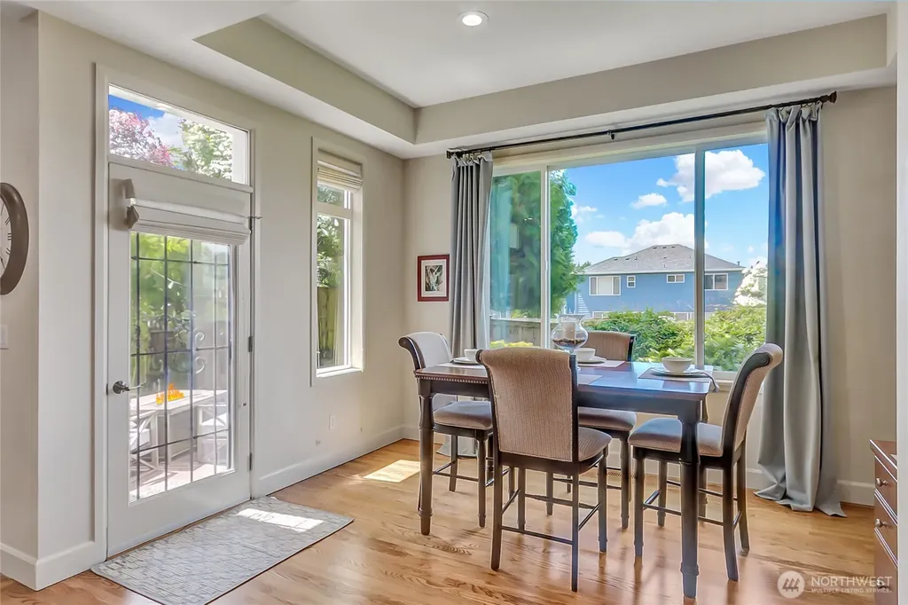 323 240th Place SE Sammamish WA 98074