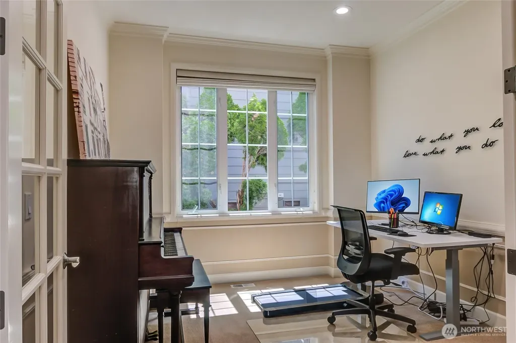 323 240th Place SE Sammamish WA 98074