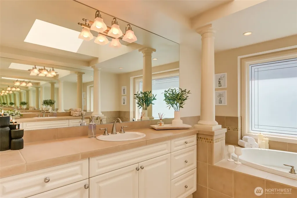 323 240th Place SE Sammamish WA 98074