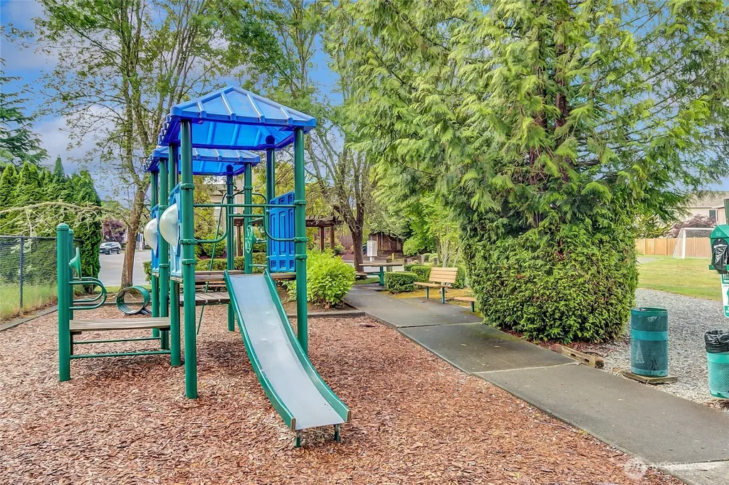 323 240th Place SE Sammamish WA 98074