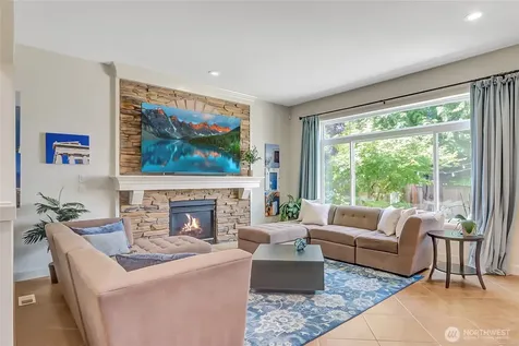 323 240th Place SE Sammamish WA 98074